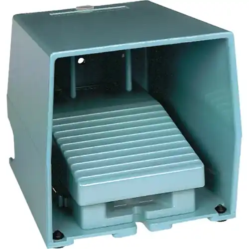 Abverkauf Fußschalter, tastend, 2 Schließer + 2 Öffner, 3 A/240 VAC, XPEM311